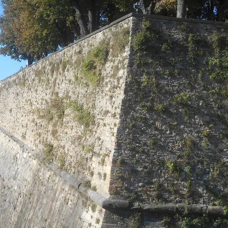 La Maison Des Artistes