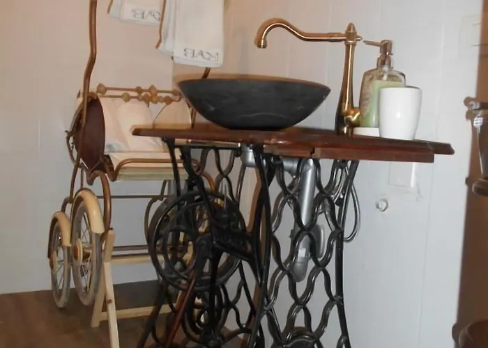 בית הארחה La Maison Des Artistes 2*