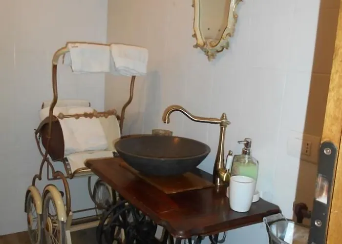 La Maison Des Artistes בית הארחה ברגמו