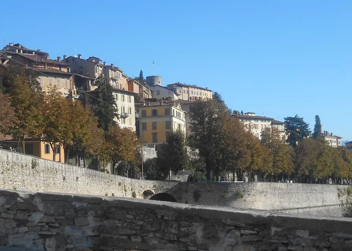 בית הארחה La Maison Des Artistes