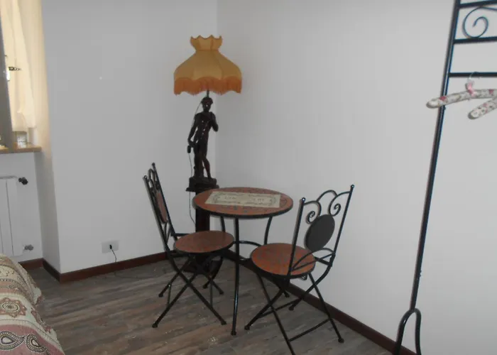 La Maison Des Artistes