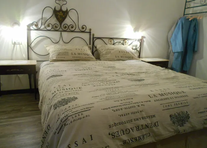 בית הארחה La Maison Des Artistes ברגמו