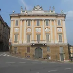 La Maison Des Artistes 2* Bergamo
