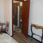 La Maison Des Artistes