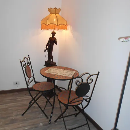 La Maison Des Artistes Affittacamere 2*