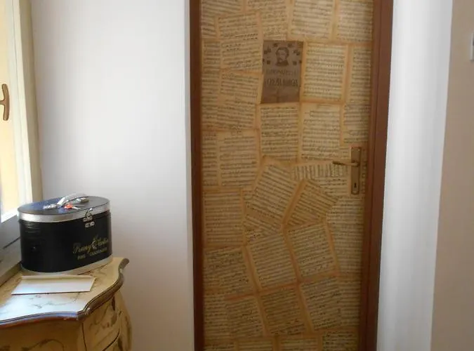 La Maison Des Artistes 2*