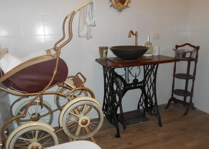 La Maison Des Artistes ゲストハウス 2*