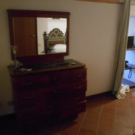La Maison Des Artistes Pensionat 2*